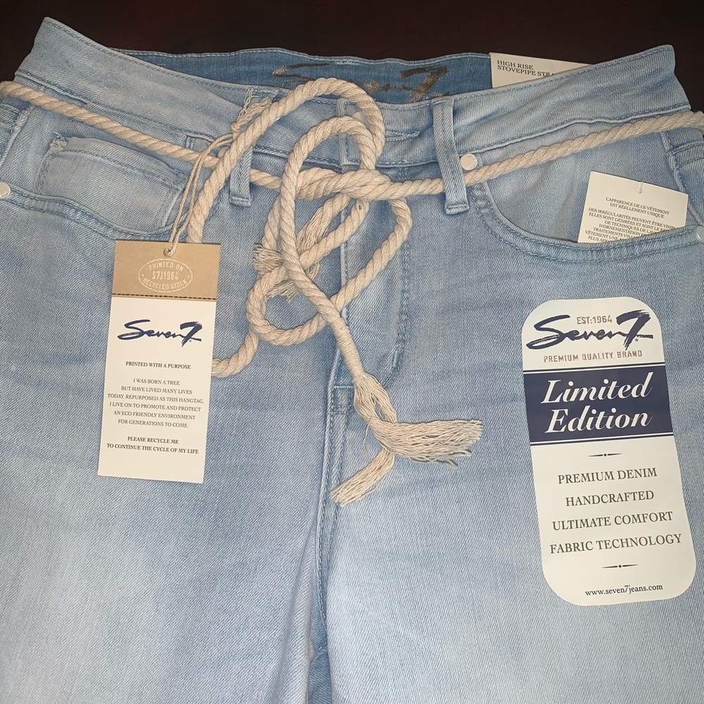 Seven7 Jeans